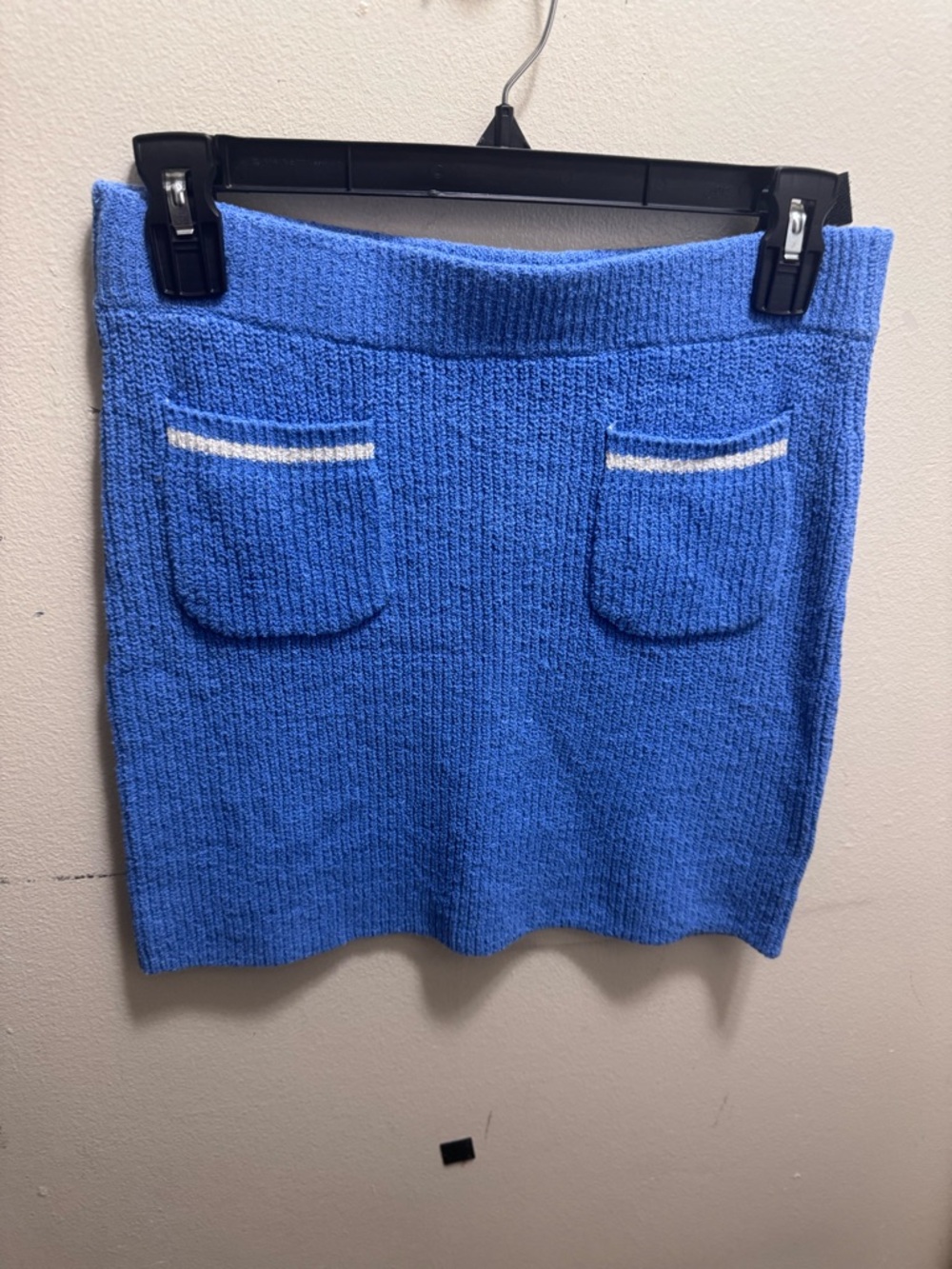 Weekday Bright Blue Knit Mini Skirt with Pocket Trim size small new w/ tags